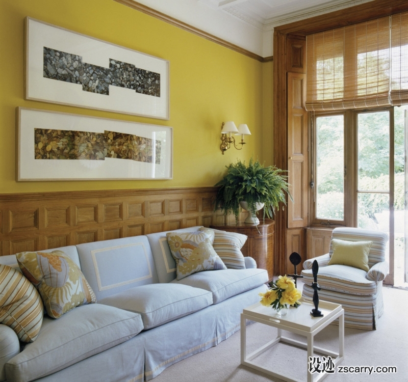 11-This+great+house+on+Holland+Park+in+London+needed+jolts+of+bright+color+to+balance+the+original+wooden+millwork.+.jpg 软装参考,客厅搭配,简欧气氛,
