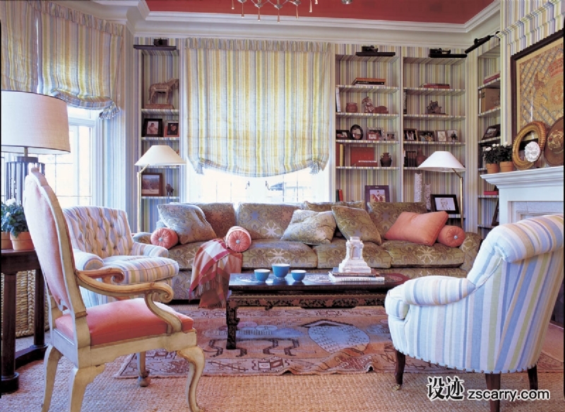 07-The+striped+pattern+on+this+linen+upholstered+chair+was+hand+painted+onto+all+the+walls+in+this+amazing+library.+.jpg 软装参考,客厅搭配,传统气氛,