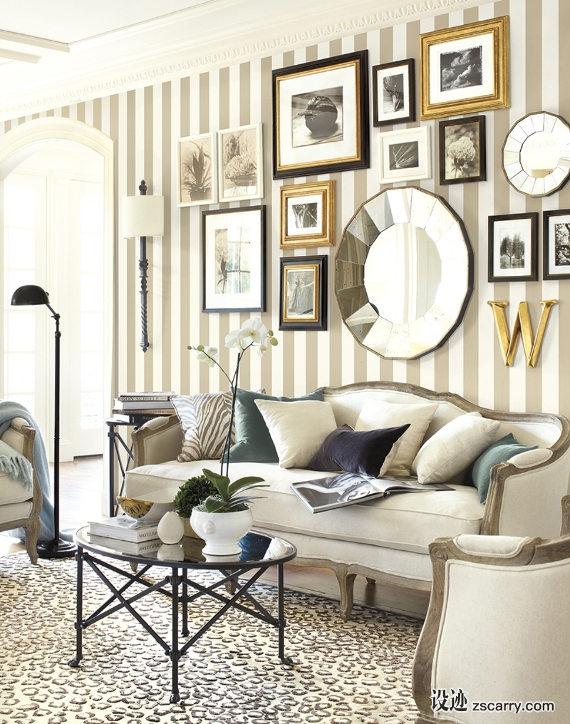 bd_living-room-with-gallery-wall.jpg 软装参考,客厅搭配,乡村气氛,