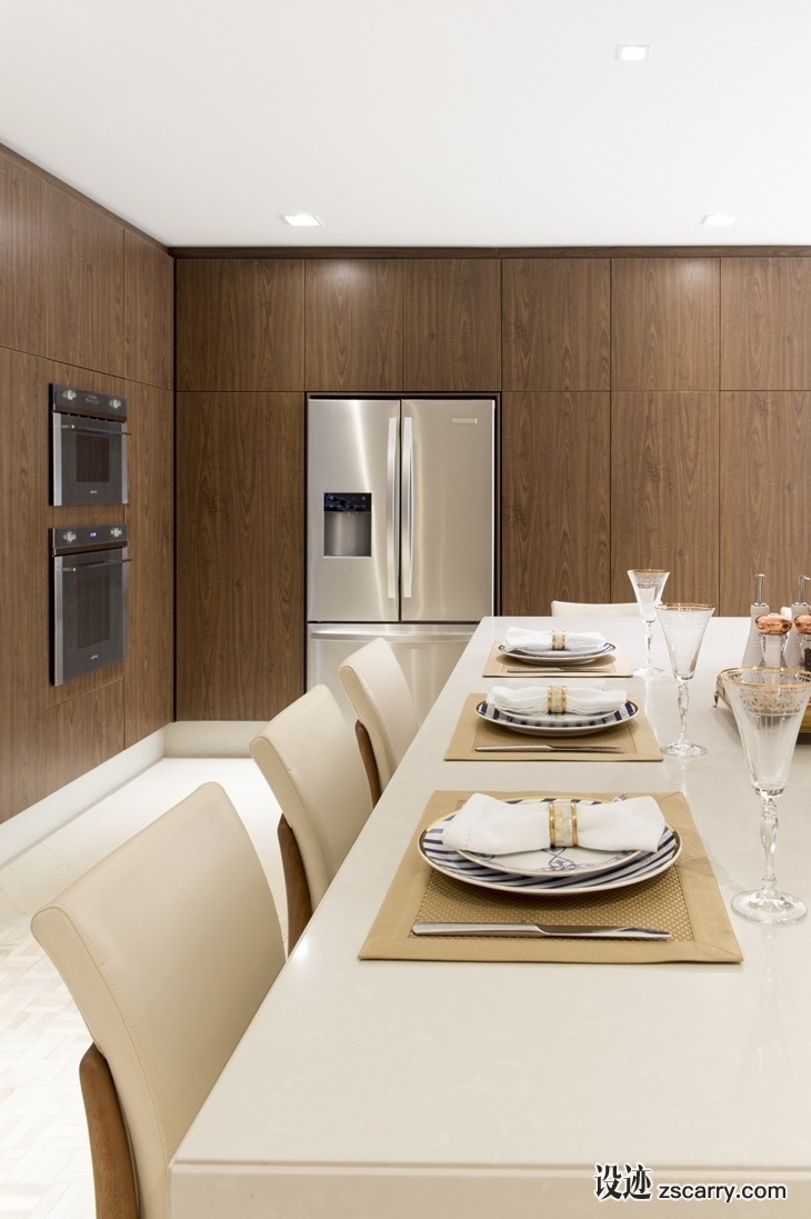 CasaCORSPCasa-Silvana-por-Rogerio-Amendola-19.jpg 软装参考,餐厅搭配,餐桌布置,