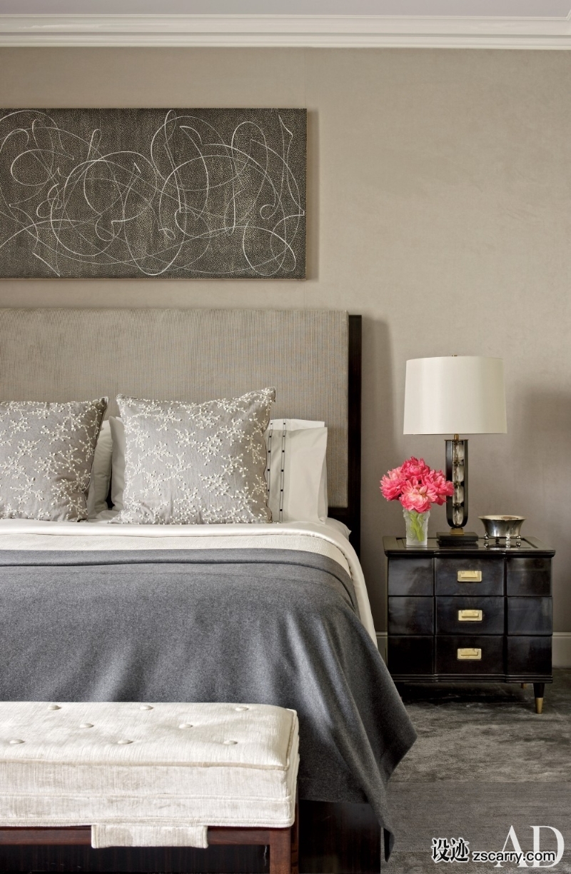 modern-bedroom-victoria-hagan-interiors-new-york-ny-201411-2.jpg_1000-watermarked.jpg 软装参考,卧室搭配,简欧气氛,