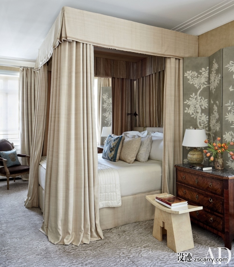 traditional-bedroom-michael-s-smith-inc-chicago-illinois-201401_1000-watermarked.jpg 软装参考,卧室搭配,华盖床,