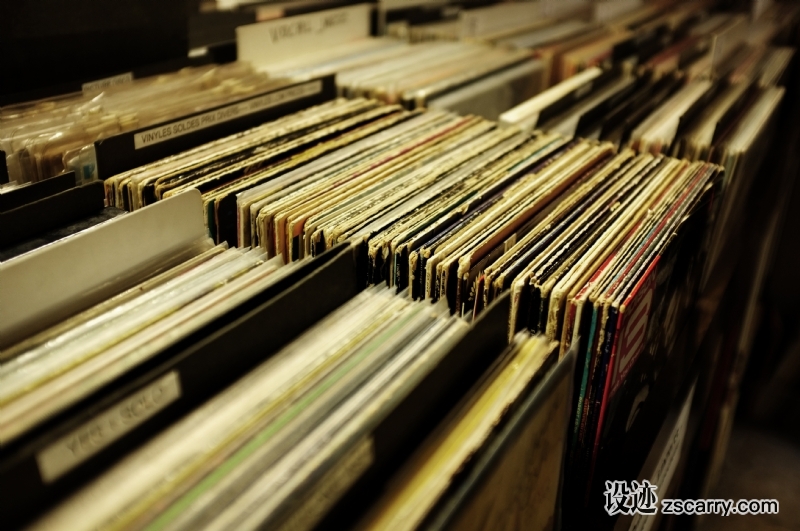 book-record-music-vinyl-wood-keyboard-46192-pxhere.com.jpg 方案配图,客户爱好,音乐,
