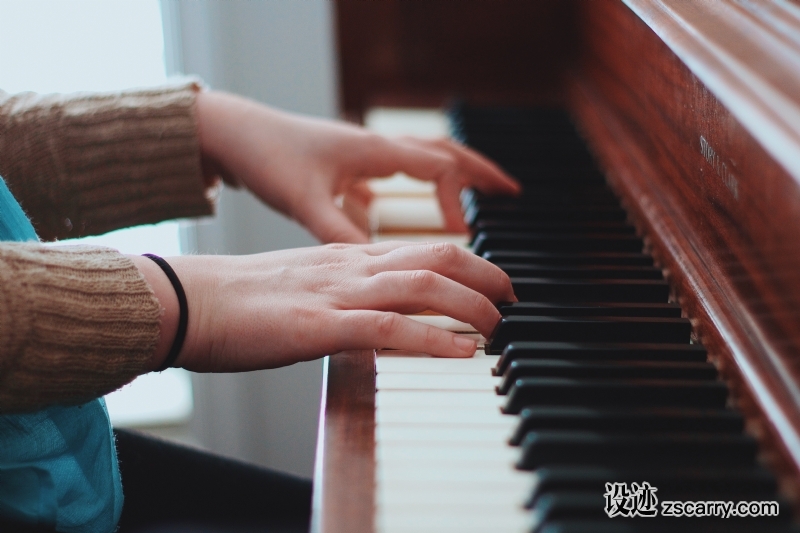 hand-keyboard-technology-play-piano-playing-1298044-pxhere.com.jpg 方案配图,客户爱好,音乐,