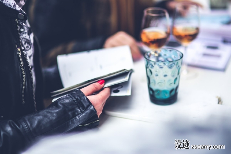 book_magazine_catalog_hand_hands_reading_woman_girl-722612.jpg 方案配图,客户爱好,阅读,