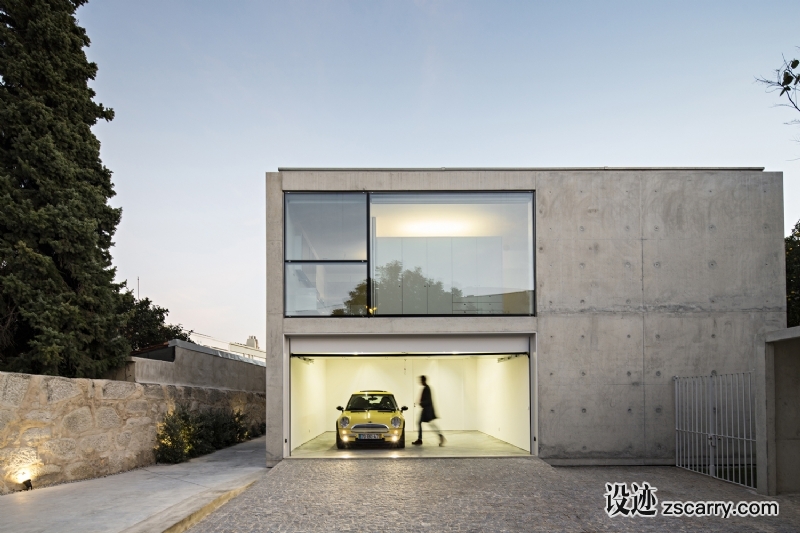 0012_JOAO_VIEIRA_CAMPOS_HOUSE_IN_SERRALVES_PT_161117_0793_copy_2.jpg 建筑参考,住宅建筑,独栋别墅,
