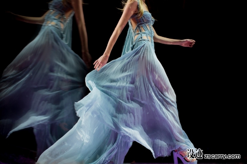 blue-versace-couture-15.jpg 方案配图,色彩意境,绿色,