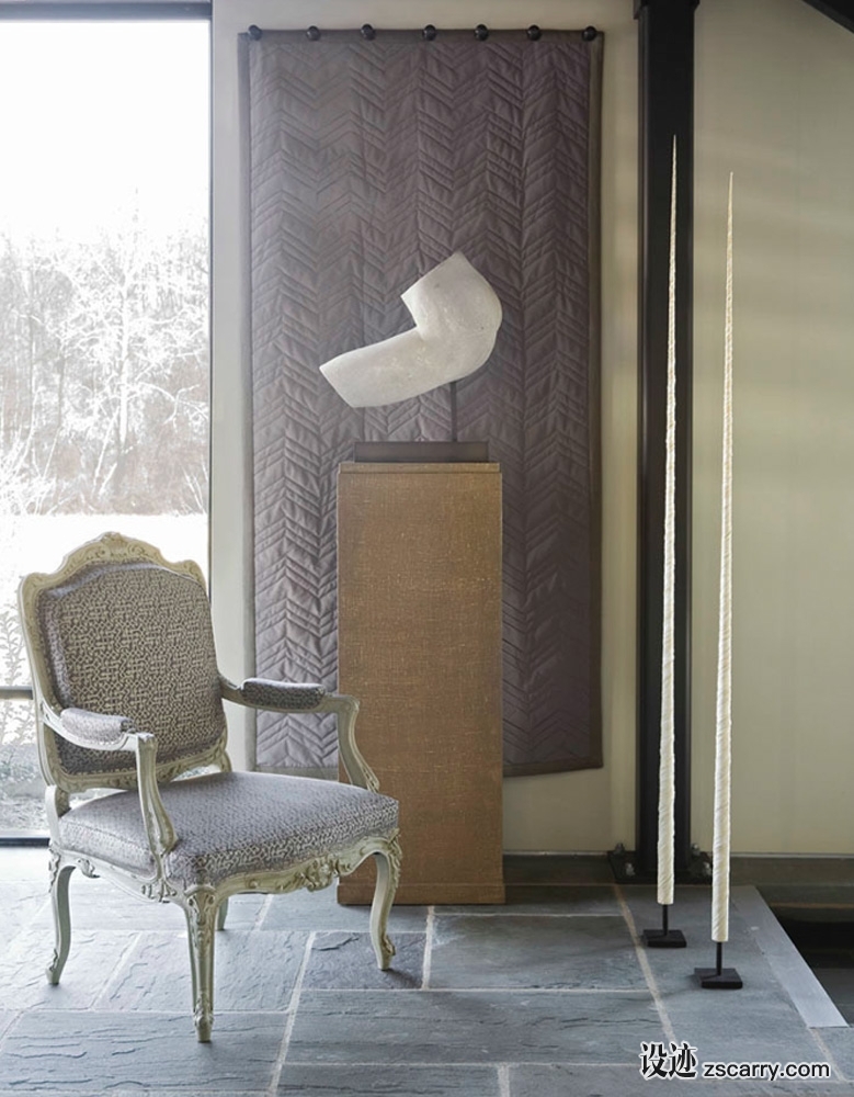 16-We+are+delighted+to+assist+collectors+weave+their+purchases+together+in+an+enlightened+and+autobiographical+fashion.+.jpg 软装参考,局部搭配,休闲角,