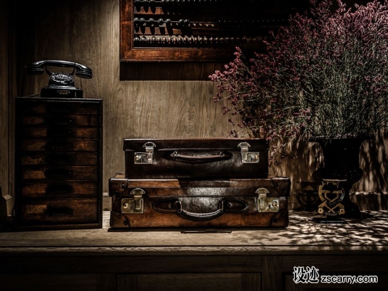 91801fc9-cb33-4b76-addf-23a9f41f46e1.jpg 软装参考,饰品陈列,长桌摆设,