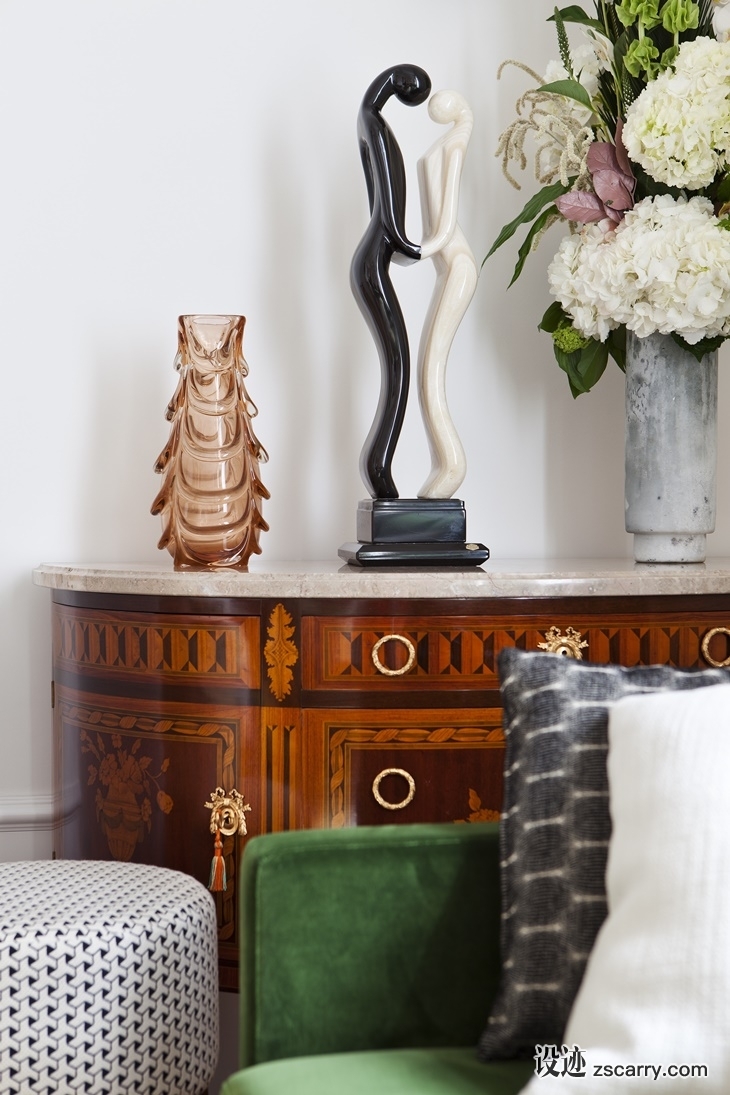 CasaDecor2018casa-decor-2018-embajada-de-portugal-beatriz-silveira-09.jpg 软装参考,饰品陈列,长桌摆设,