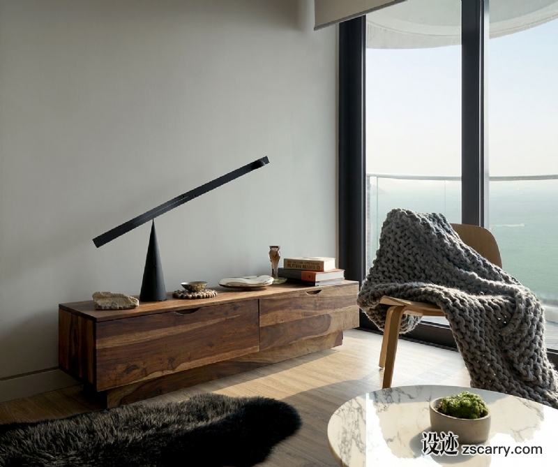 f3_unfolding_canvas_ofga_pokfulam_hong_kong_yatzer_0.jpg 软装参考,饰品陈列,长桌摆设,