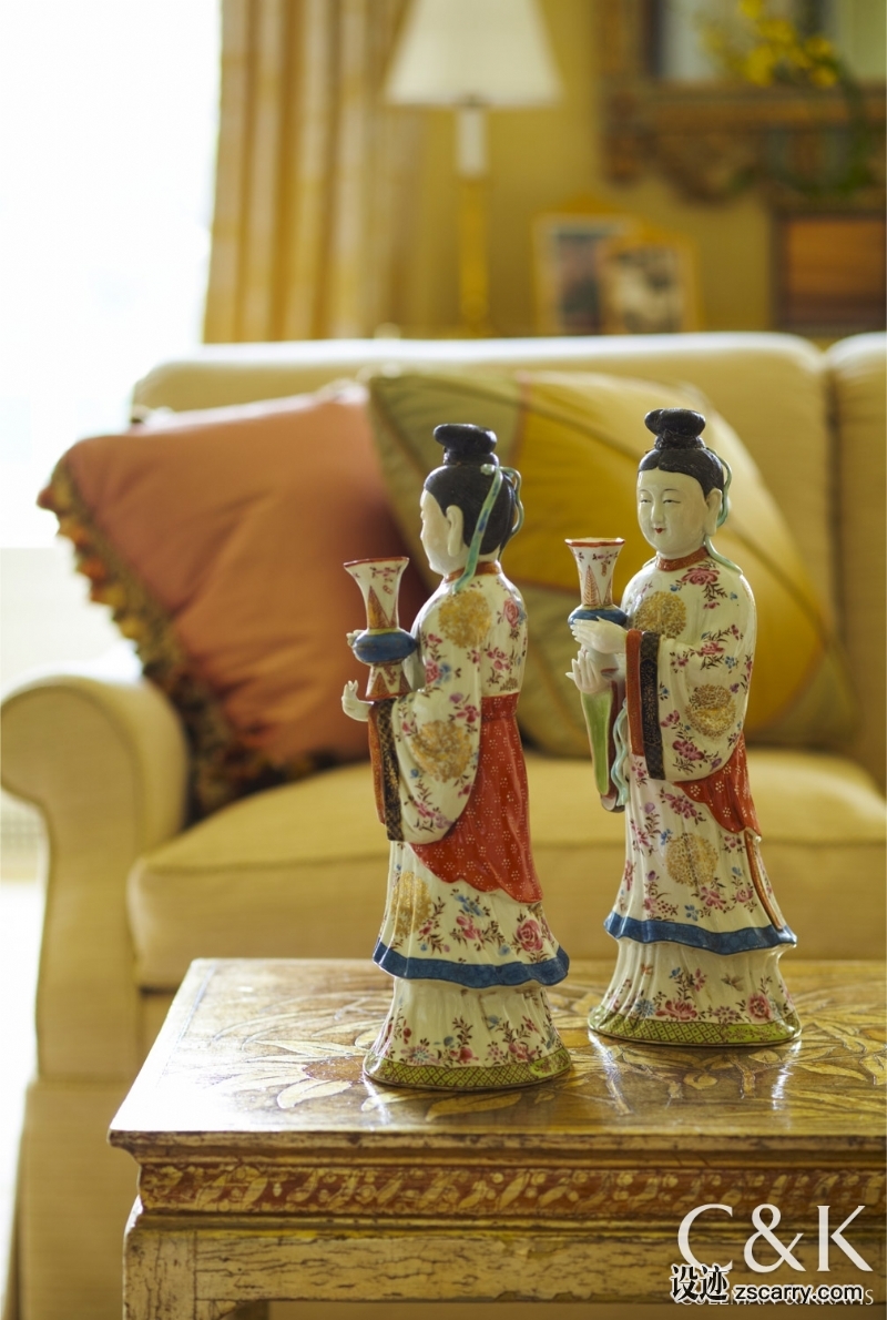 24_1008_1500_imageslayoutwatermark3.png_0_0_80_r_b_-10_-10.jpg 软装参考,饰品陈列,茶几摆设,