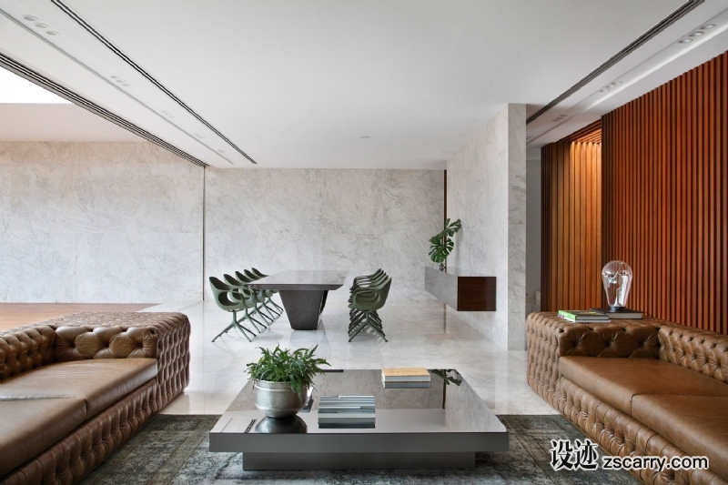 AN-House-in-South-Brazil-by-Guilherme-Torres-Yellowtrace-13.jpg 软装参考,饰品陈列,茶几摆设,