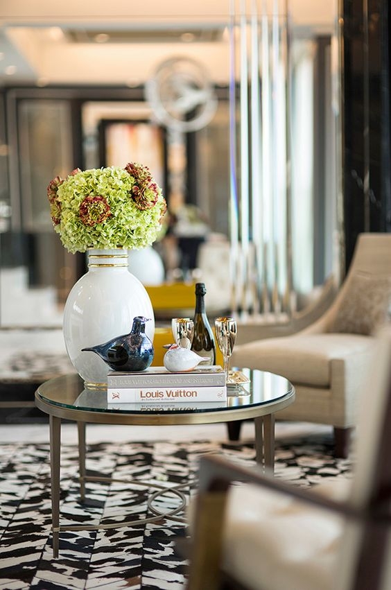 bd8f725c294ec0cb883b9b01d0c96c39.jpg 软装参考,饰品陈列,茶几摆设,