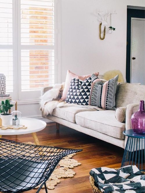 49406870acdf6e16a8c6bd5256c1969f.jpg 软装参考,饰品陈列,靠枕陈列,