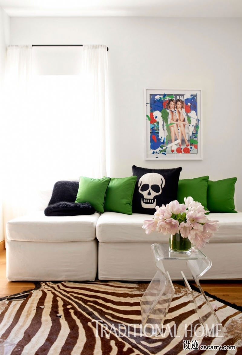 102980946_w.jpg 软装参考,饰品陈列,靠枕陈列,