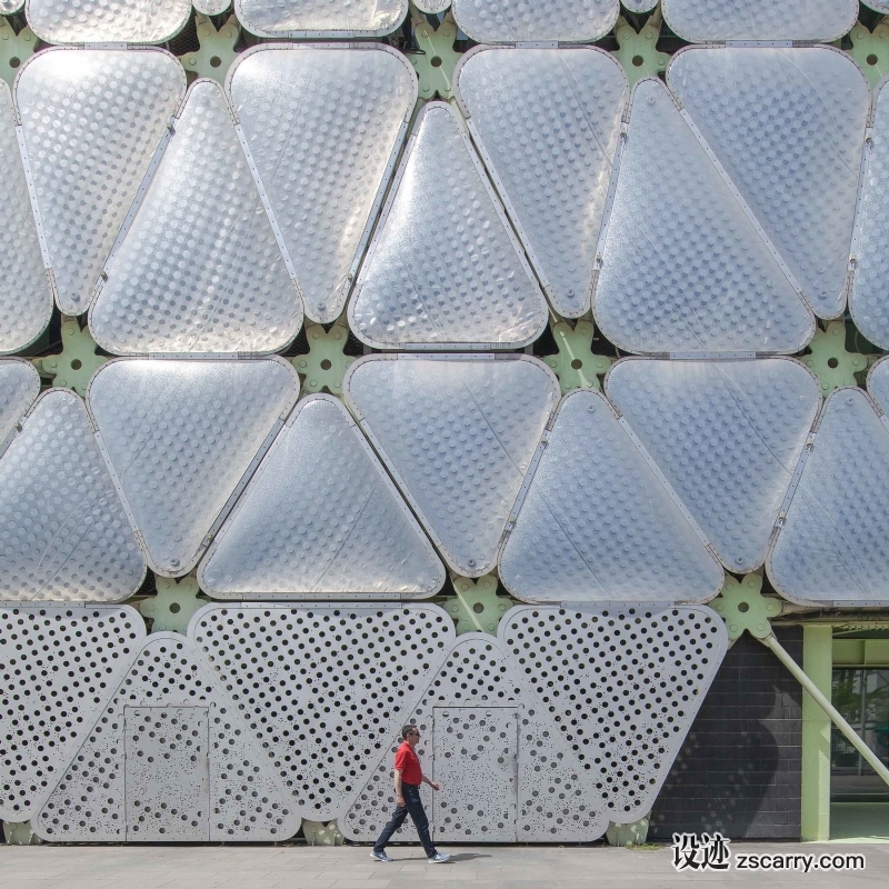 Media_TIC_building_Barcelona_-_Cloud_9_Enric_Ruiz_Geli_Architects_-_lerichti.jpg 建筑参考,局部元素,外墙,