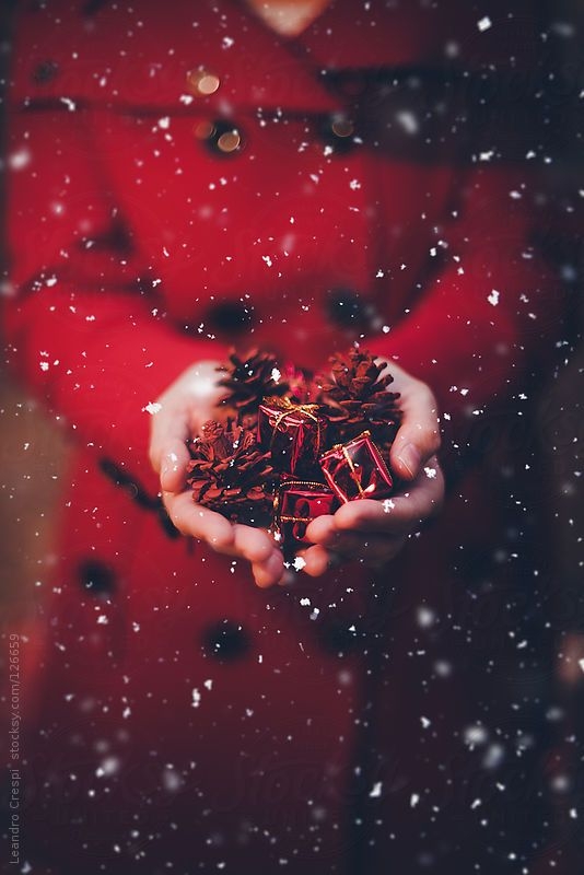 6d525b475fde34f209a2f0bb57fa738e.jpg 方案配图,色彩意境,红色,