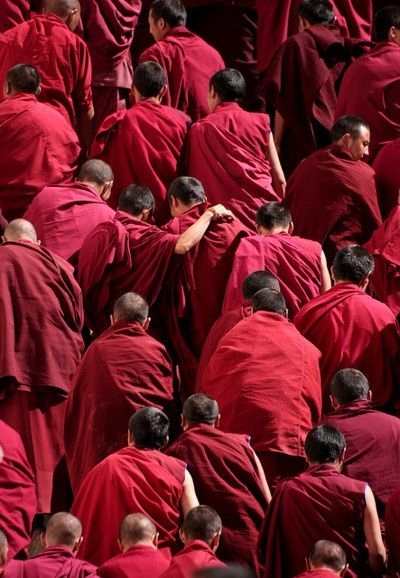 9fbedf9d32cbd7cf84046473877ce52d.jpg 方案配图,色彩意境,红色,