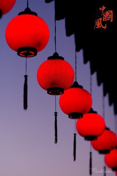 f1c1adadc51dfabaf41deb7dc5bbf128.jpg 方案配图,色彩意境,红色,