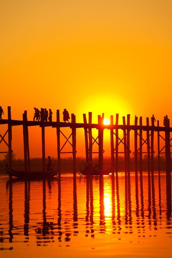 b9516191ec3c89874a9dce5ff5e6cb4e.jpg 方案配图,色彩意境,橙色,