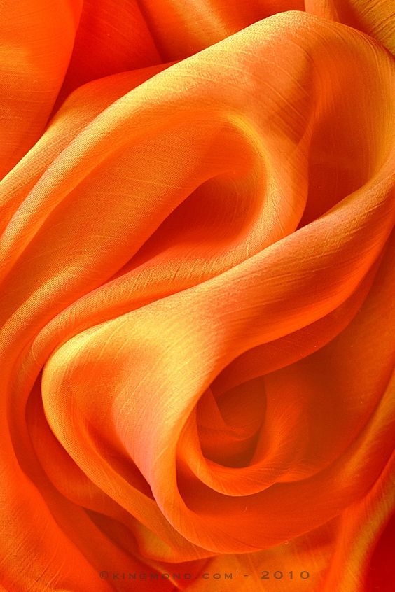 e664799d68dc09d9e03934abc4795b77.jpg 方案配图,色彩意境,橙色,