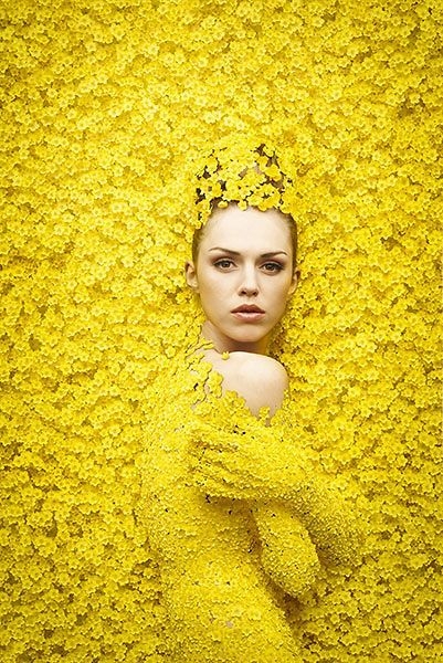 e5b449481e20b9345f69db5c0adfc759.jpg 方案配图,色彩意境,黄色,