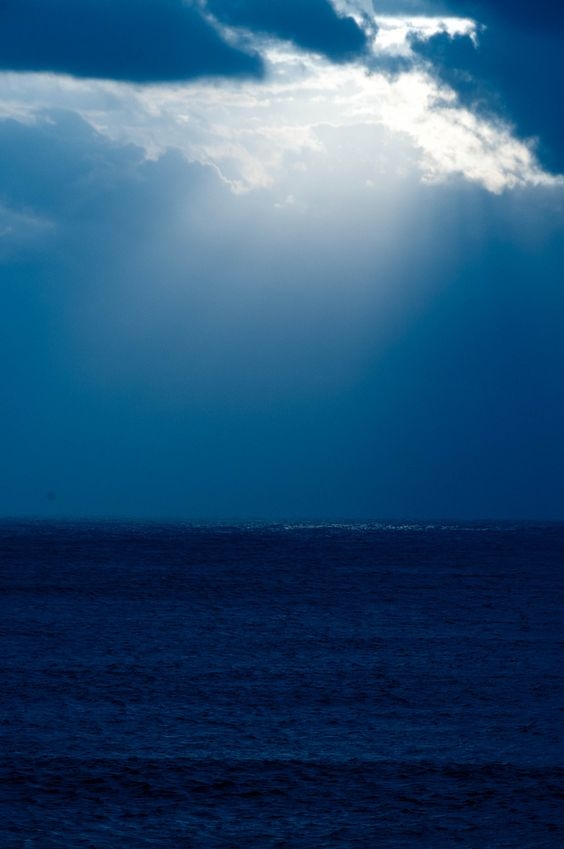 44c42b60617d626efe6d1fac0e475db1.jpg 方案配图,色彩意境,蓝色,