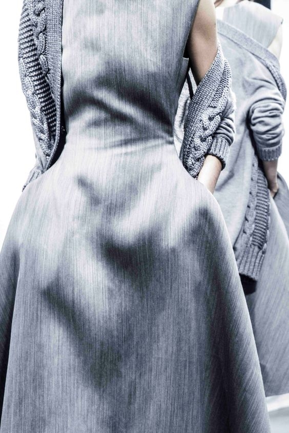 69b417ecac17d603d04c74c30e28b9f7.jpg 方案配图,色彩意境,蓝色,