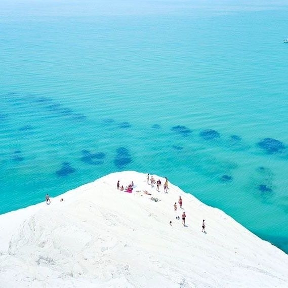 21569136_289151924900858_641884056388108288_n.jpg 方案配图,色彩意境,蓝色,