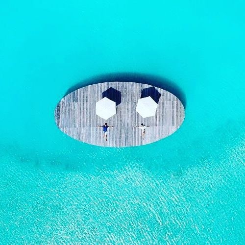 22159440_511724635841372_8117057533069230080_n.jpg 方案配图,色彩意境,蓝色,