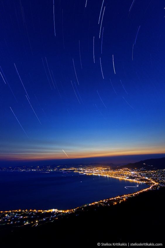 c2a15070f711d5a83236b3f408db12e7.jpg 方案配图,色彩意境,蓝色,