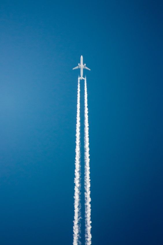 c7baf6afb238ccb630b7b04ff803c7f2.jpg 方案配图,色彩意境,蓝色,