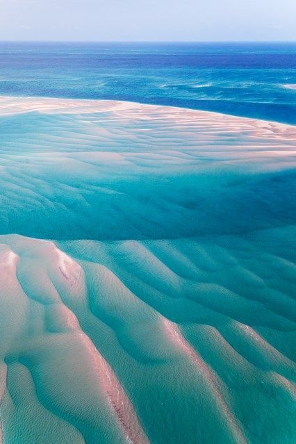 d35dbf9ff4fd90c1cff8396e111273f2.jpg 方案配图,色彩意境,蓝色,