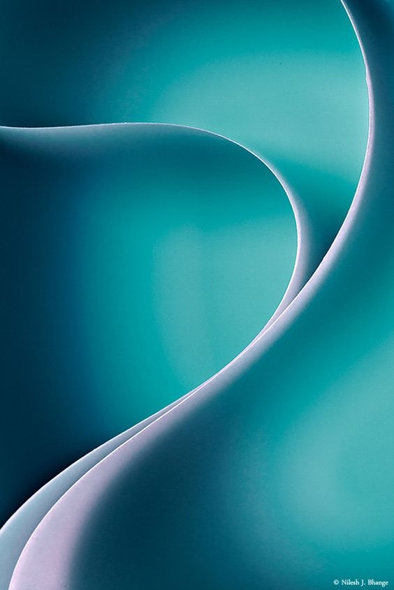 f90a77d256f17c6e37c94c448566933c.jpg 方案配图,色彩意境,蓝色,