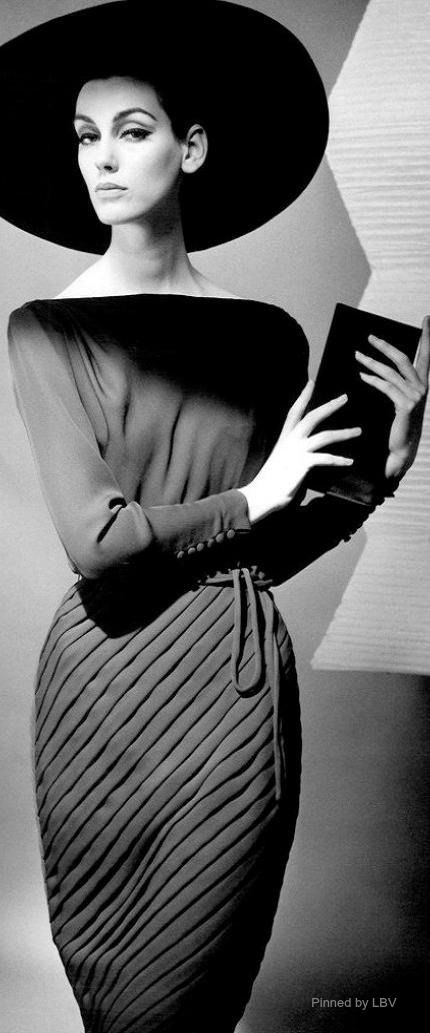 2611444cb8b72b22de83d1ba24ed0f83.jpg 方案配图,色彩意境,黑色,