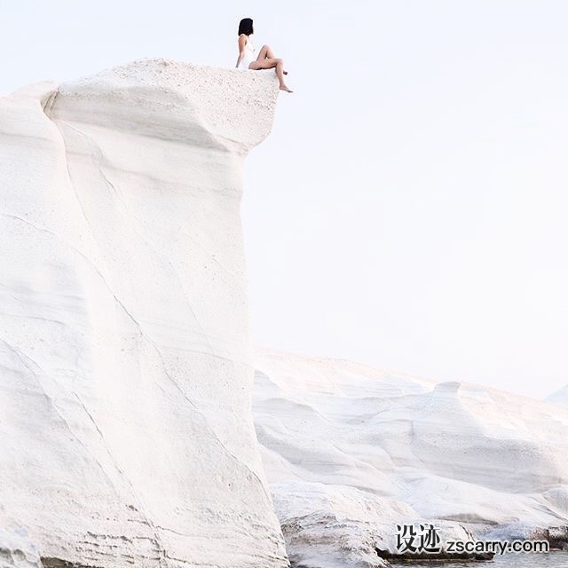 20346996_2013342175564430_368511440992075776_n.jpg 方案配图,色彩意境,白色,