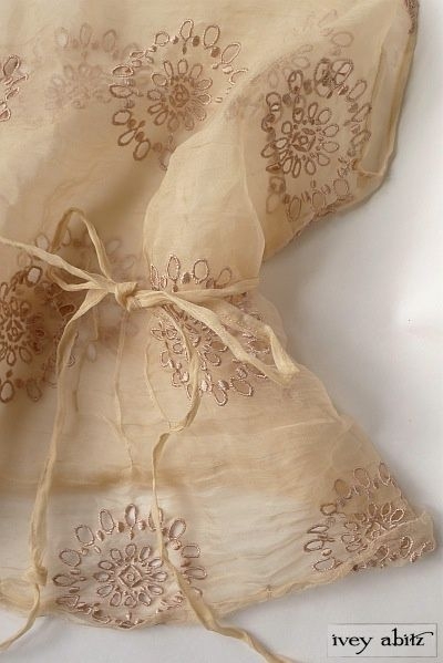 20aa3c7e45a8aa1428d4186a61574c95.jpg 方案配图,色彩意境,褐色,