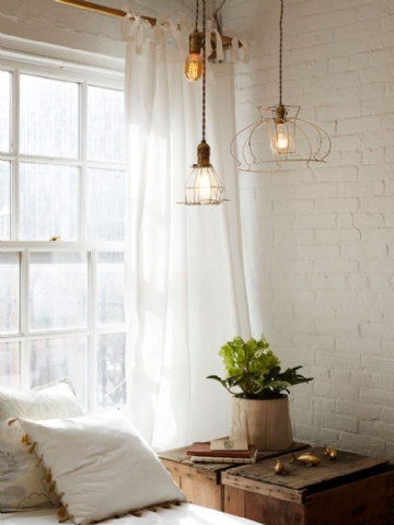 卧室 A-Cozy-Vintage-Loft-in-Manhattan-07.jpg