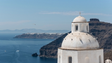 希腊 p6_porto_fira_suites_santorini_greece_interior_design_laboratorium_photo_giorgos_sfakianakis_yatzer.jpg