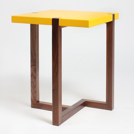 dezeen_Piet-side-table-by-Hugo-Passos-for-the-Stepney-Green-Design-Collection_2.jpg 参考素材,产品设计,桌几,