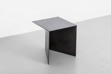 桌几 Tack-End-Table-Uhuru-Minimalissimo-C_5b.jpg