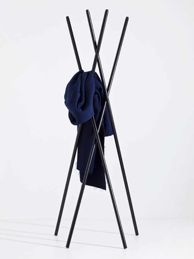 NEW-TENDENCY-HASH-coat-rack-Photo-by-Amos-Fricke-22.jpg 参考素材,产品设计,柜架,