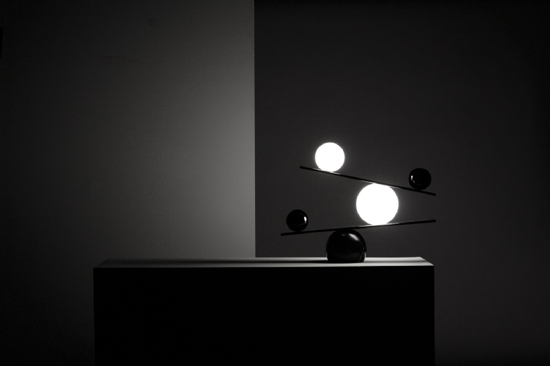 Design_BalanceLamp_VictorCastanera_03b.jpg 参考素材,产品设计,灯具,