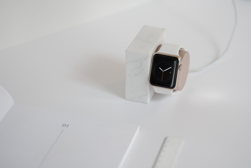 Nativeunion_Applewatchdock_marble_05_LS_Highres.jpg 参考素材,产品设计,电子产品,