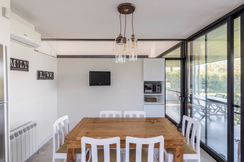 Vivienda_en_San_Marino_WEB_©_Ramiro_Sosa_(40).jpg 家装参考,餐厅,现代风格,