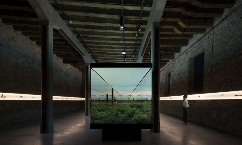 02_Vértigo_Horizontal_-_©_Federico_Cairoli_(low).jpg 工装参考,展示空间,展位展馆,