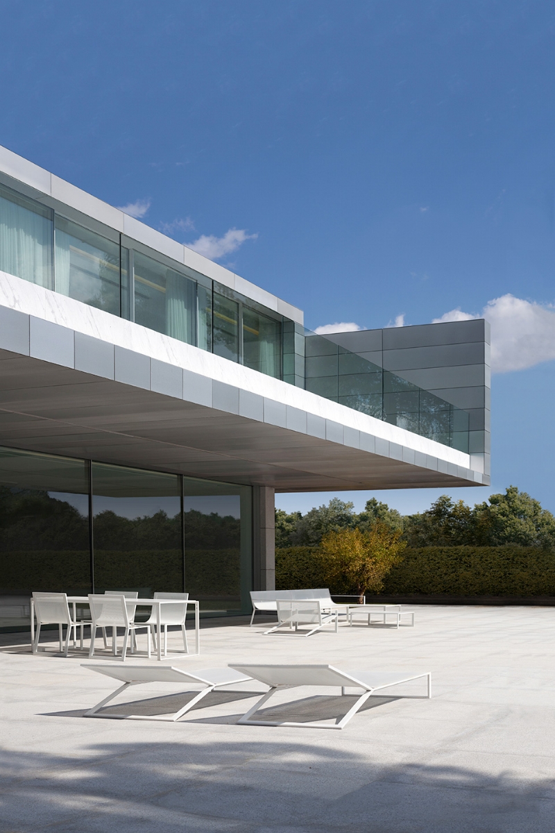 FRAN-SILVESTRE-ARQUITECTOS-ALUMINUM-HOUSE-005.jpg 参考素材,方案表现,建筑渲染,