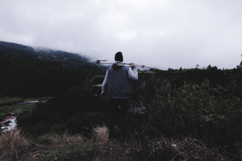 photographer_man_tripod_travel_guy-158047.jpg 方案配图,客户爱好,摄影,