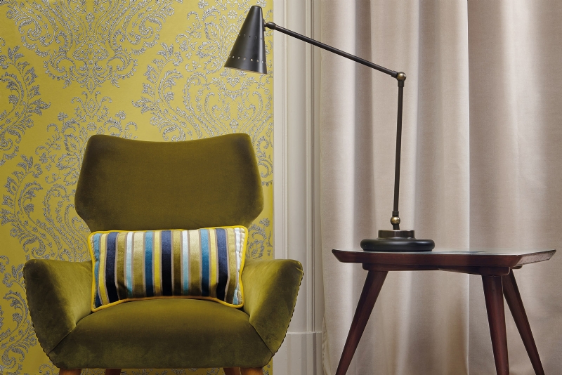 Opium-OM1104-Close-Up2.jpg 参考素材,灵感来源,摆拍搭配,